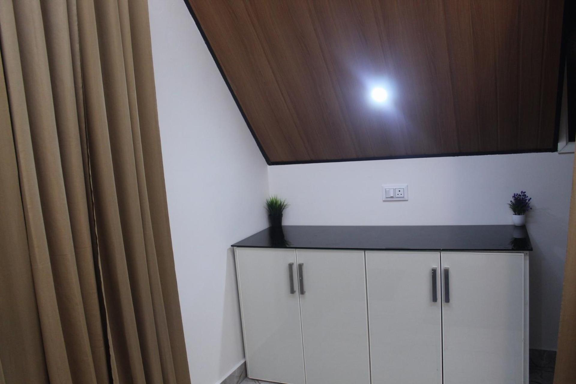 Wood Castle Munnar Guest House ภายนอก รูปภาพ